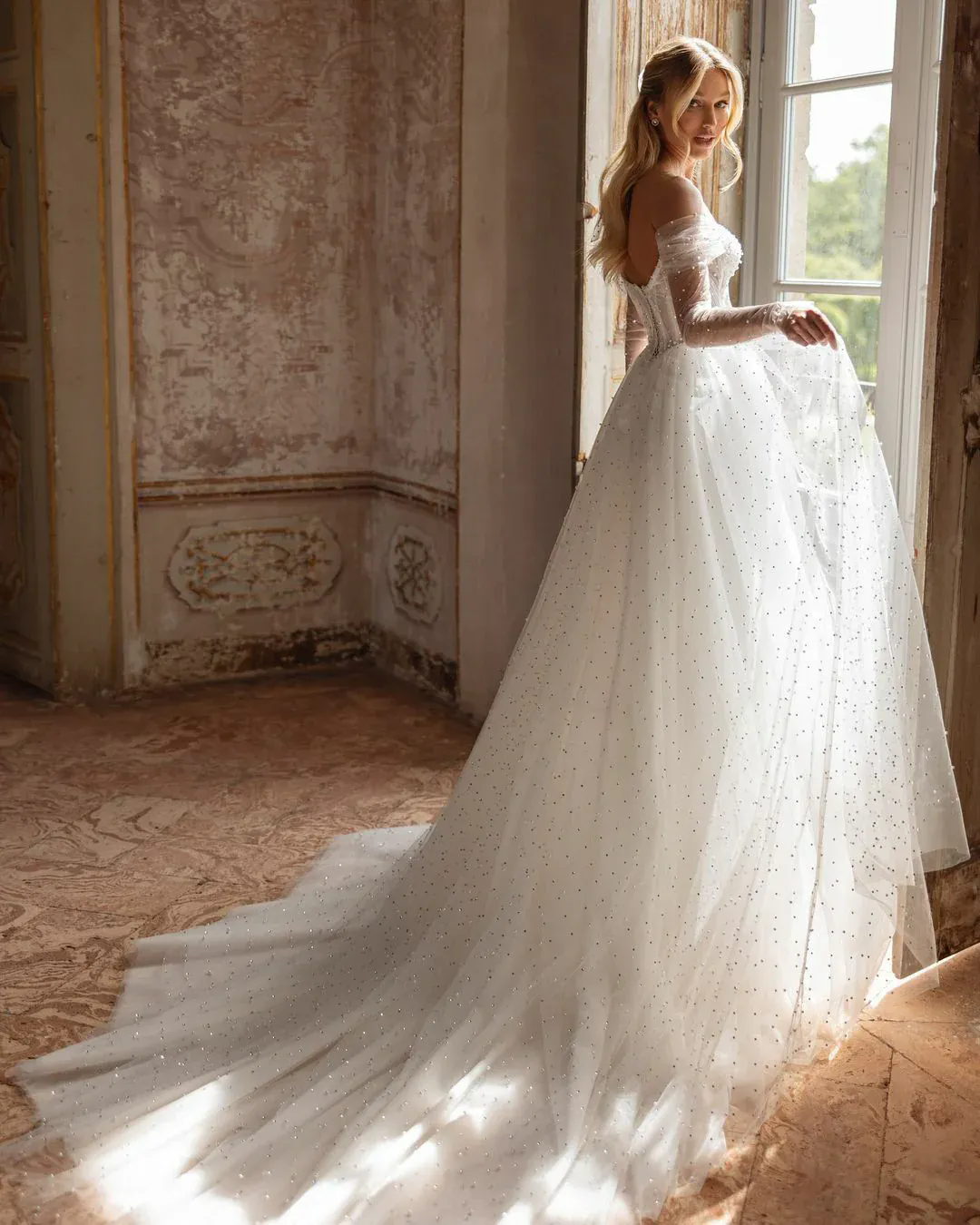 Luxury Pearls Beading Off the Shoulder Wedding Dresses Princess Bling Separately Long Sleeves Bridal Gowns A Line 2025 Customized Vestido De Noiva