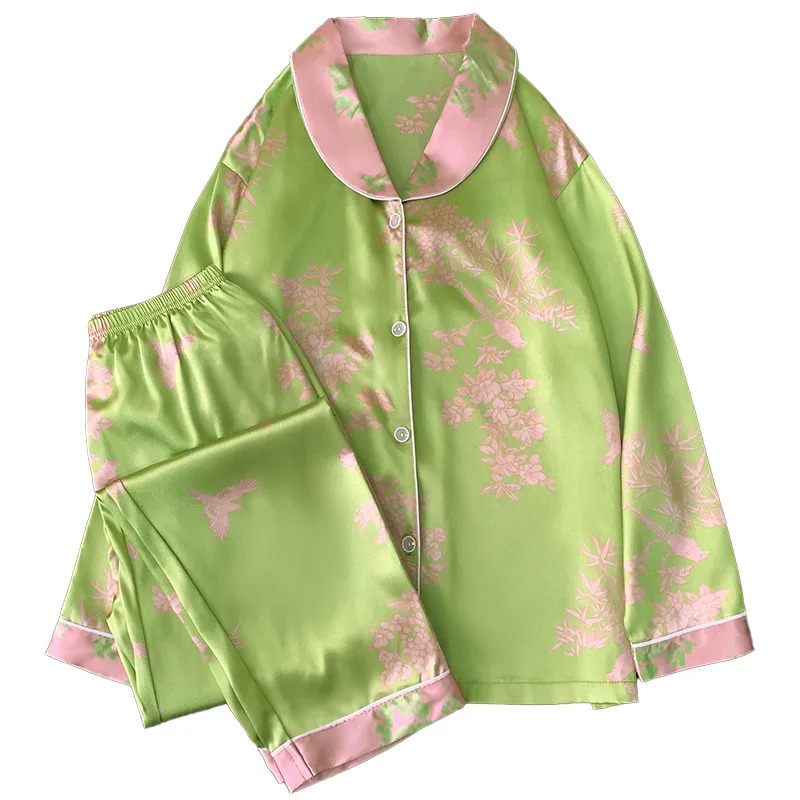 Lightweight and ice silk sleepwear spring and autumn thin long sleeved set loose plus size casual wear pos of underwear sleepwear for women 250321