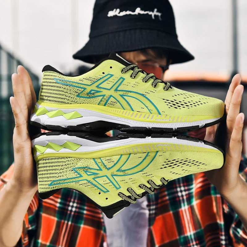 Lightweight mens sports shoes mesh breathable casual shoes mens sports shoes Tenis shoes M fashion running shoes luxury coaching machine Y250320