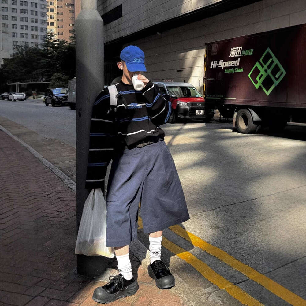 American street Harajuku loose wide leg sports casual shorts men and women, cropped pants for summer