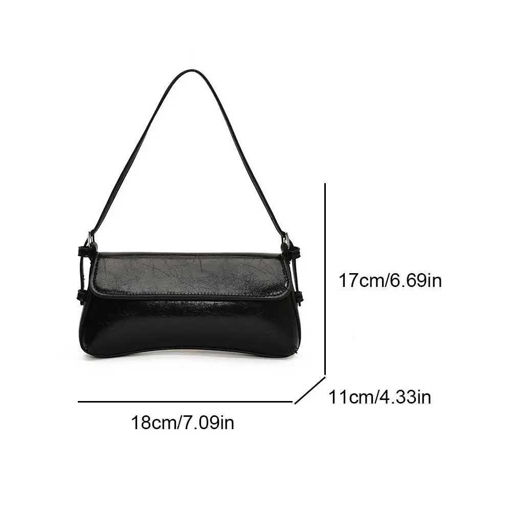 Womens Fashion Underwear Bag Solid Color Retro Shoulder Bag Wax Leather Versatile Armpit Bag Shopping Commuter Date Party Bag Y250320