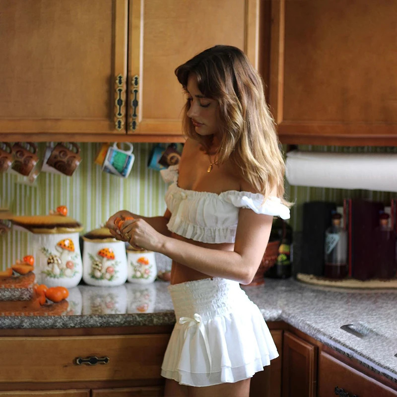 Candy Fashion Sexy Two Piece Set Casual Short Fluffy Top and Low Waist Slim Fit Mini Skirt Y2K Summer Street Womens Set 250320