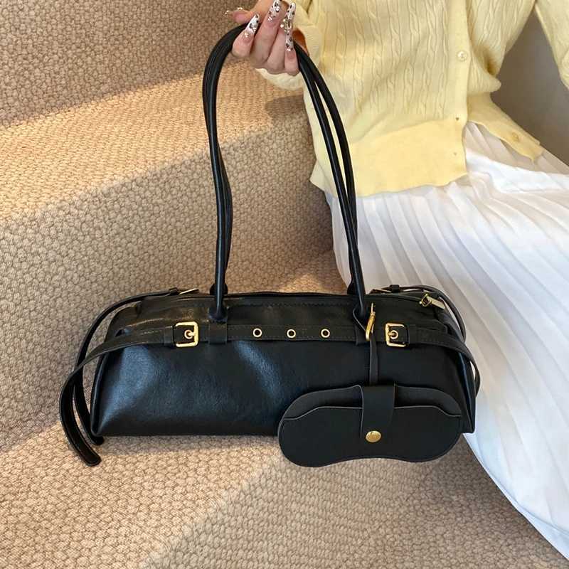 Punk style buckle needle shoulder bag womens handbag Korean handbag commuting bag retro PU leather bottom bag large capacity handbag Y250319