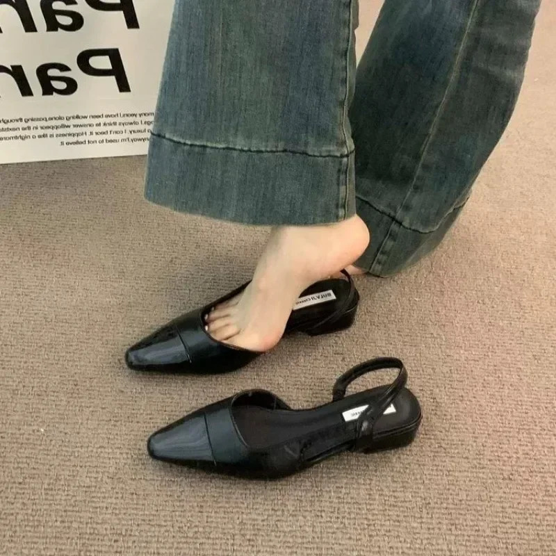 Low Heel Baotou Sandals Womens French Nude Color Pointed Small Fragrant Style Ladies Thick Heels Back Air Single Shoes 250321BJ