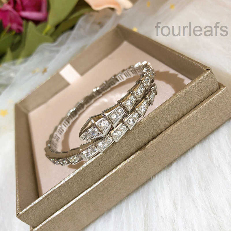 Designer Bracelets Luxury Silver Torque Bangle Bamboo Bone Bracelets For Women Adjustable Serpentine Full Diamonds Bracelet 3 Colours Casual Party Gift Jewelry