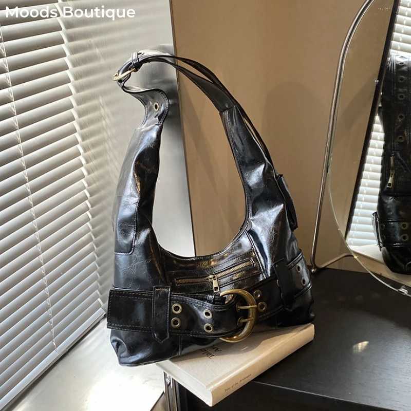 MOODS Womens Double Belt Lower Arm Shoulder Bag Heart shaped Decoration Large Capacity Commuter Square Bag 2024 Luxury Designer Handbag Y250320