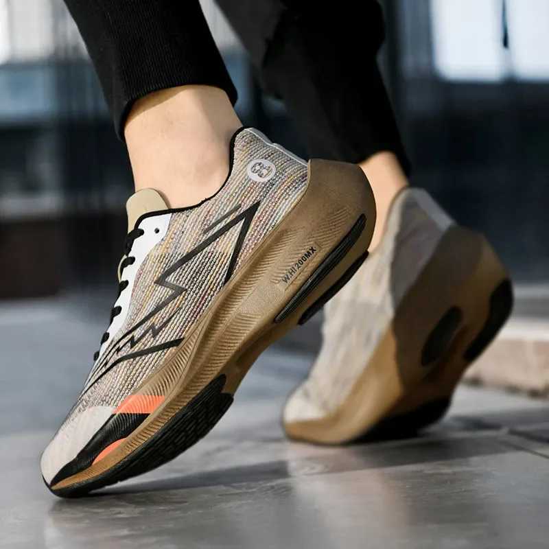 2025 Marathon Cushion Carbon Plate Sports Running Shoes Mens Breathable Lightweight Warm and Comfortable Professional Sports Shoes Y250320