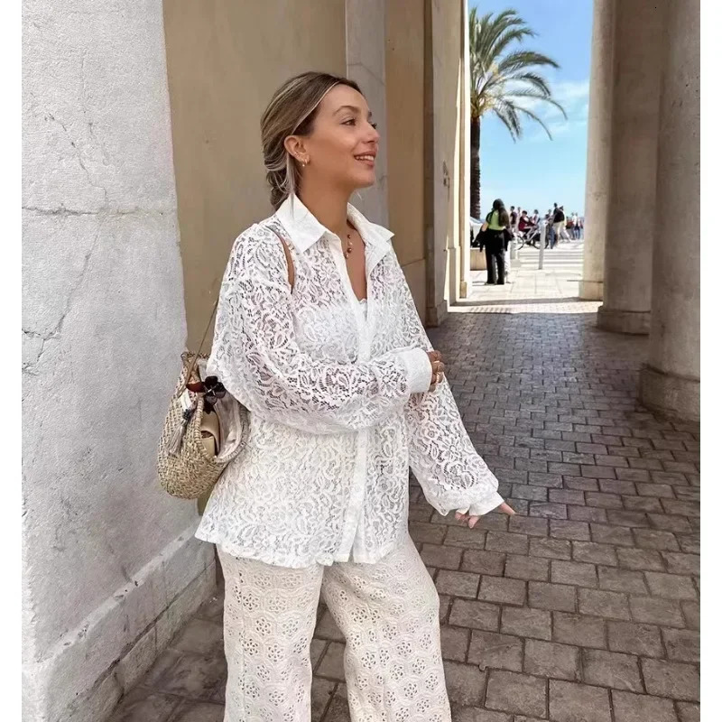 Summer French Style Lace Loose white shirt for women Hollow Out Fittings Shirt 250320