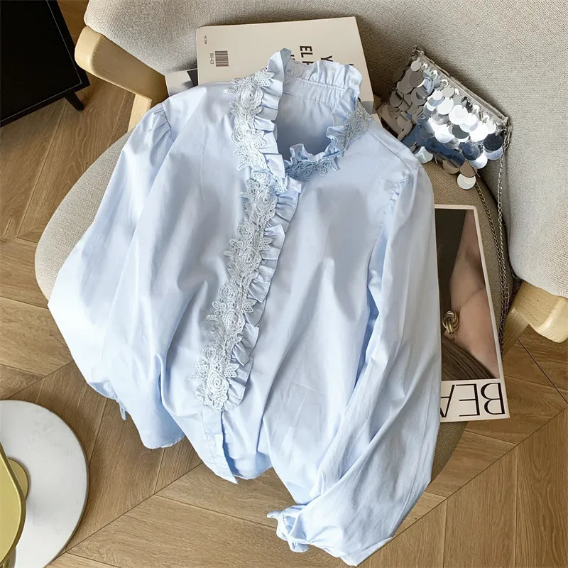 Elegant French Romantic Style Wood Ear Lace Trimmed White Blouse For Women High Fashionable Shirt With Button 250320