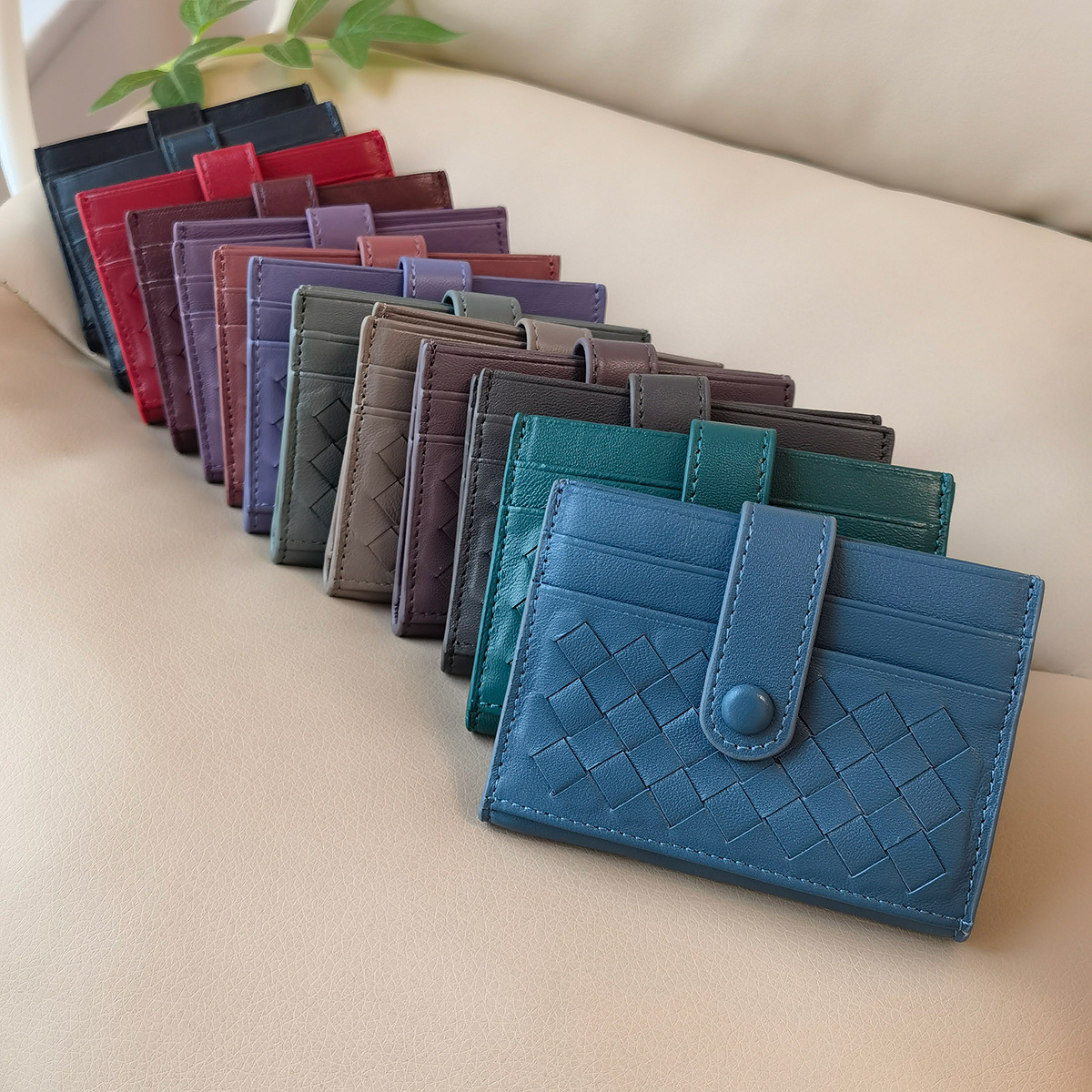 2025S Trend Designer MCBV Sheepskin Handmade Woven Multi Slot Bag Genuine Leather Fold Buckle Unisex Card Clip Coin Bag