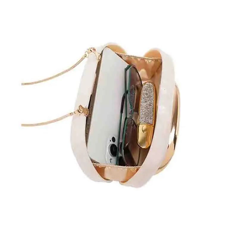European womens dinner bag single shoulder cross shaped shell acrylic elegant fashion wedding clutch 250317