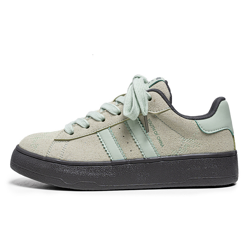 Designer shoes 2025 new Men's Shoes Hot Spring New Anti Fur Sports Casual Men's Board Shoes Bread Shoes Trendy Shoes