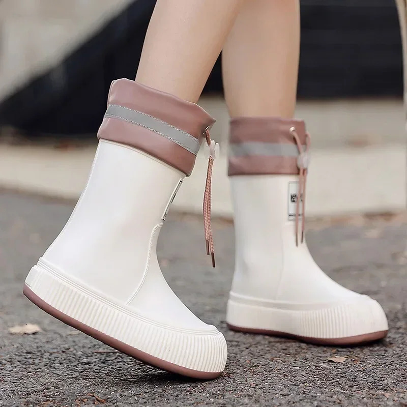 Rain Boots Women Anti Slip Trend Lightweight Soft Rain Shoes Outdoor Fishing Thick Sole Waterproof Shoes Fashion Comfy 2024 250317