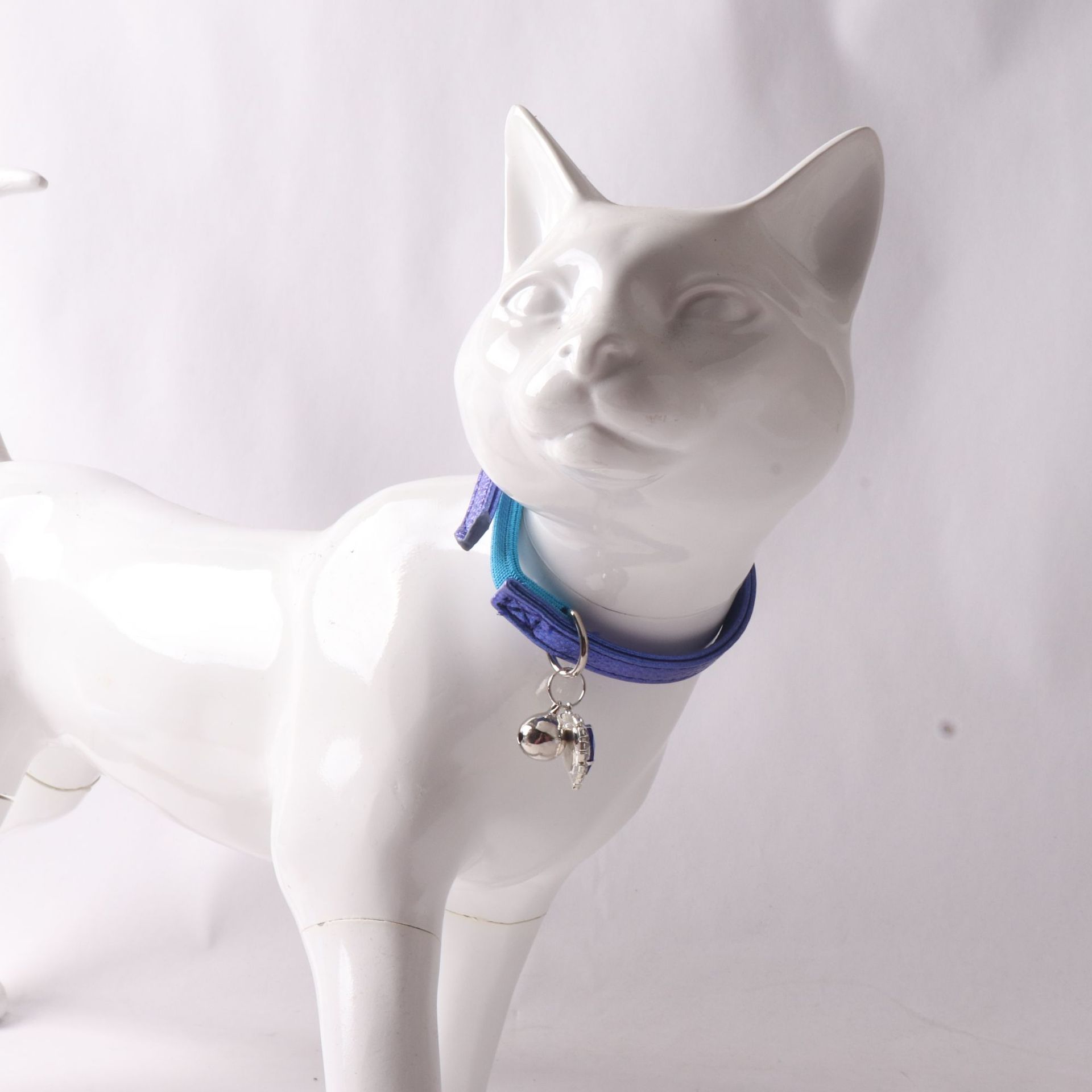Leather Cat Collar with Bell and Extra Large Heart-Shaped Crystal Charm Cute Pet Leather Kitten Collar with Safety Elastic Strap for Boy Girl Small Ki