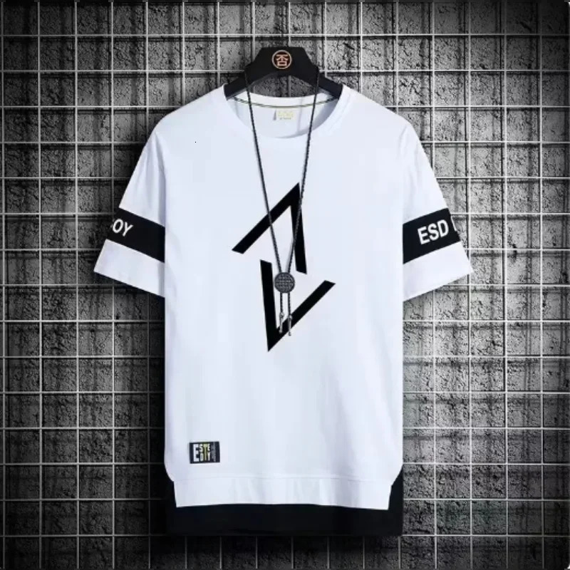 Summer set short sleeved t-shirt for men paired with cool and trendy shorts for couples and half sleeved clothes for teenagers 250320