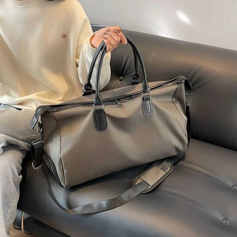 New Oxford Travel Bag Handbag Large Capacity Luggage Bag Neutral Shoulder Outdoor Handbag Weekend Waterproof Sports Fitness Bag Y250320
