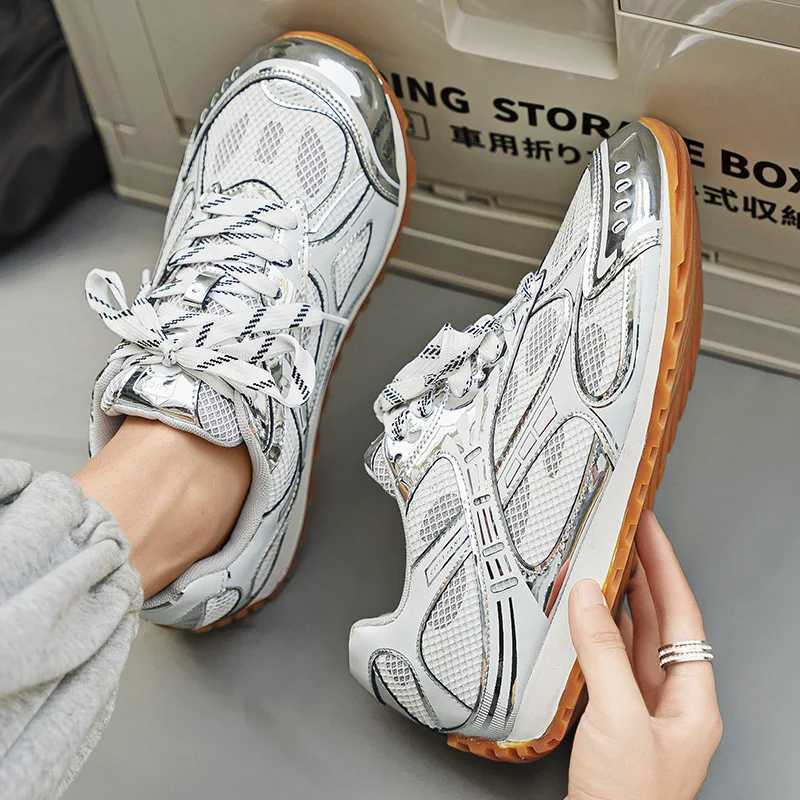 Fashion mens casual shoes mesh breathable mens sports shoes anti slip and wear-resistant mens platform shoes M sports shoes Tenis Mascino Y250320