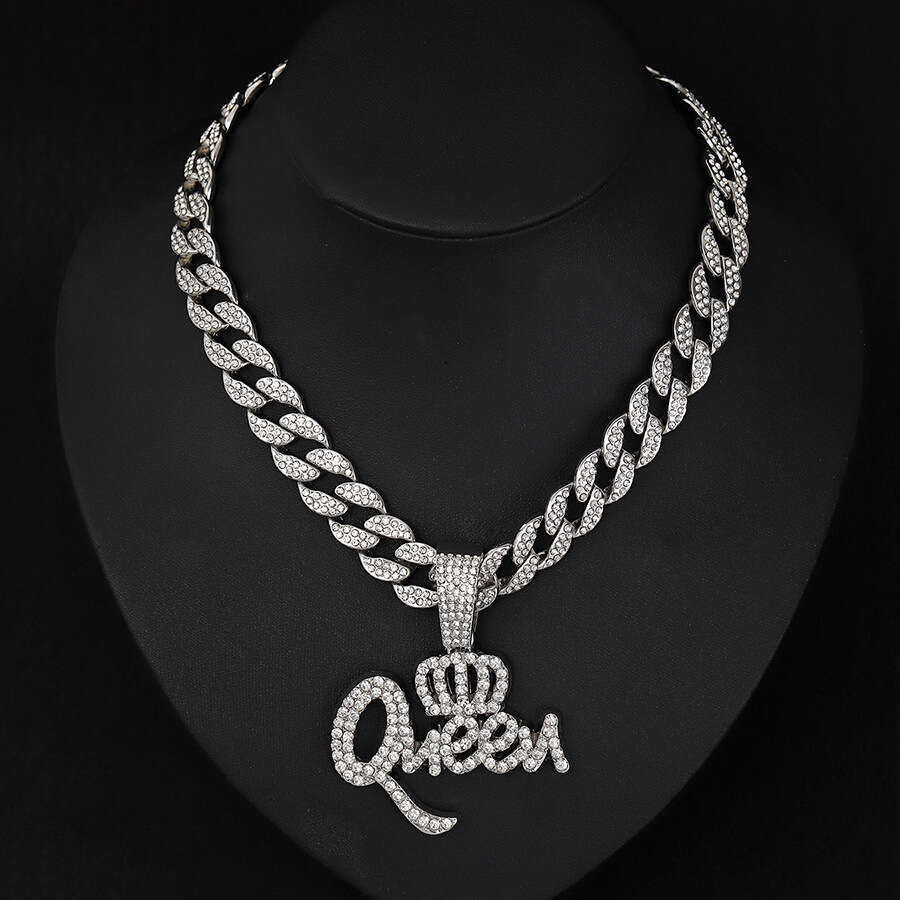 Hot selg hip-hop zinc alloy crown QUEEN letter full dia pendant with temperament and personality necklace jewelry