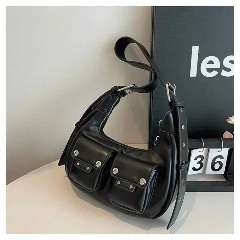 PU solid color 2024 new shoulder bag zipper sewing thread fashionable handbag soft motorcycle style popular cross body bag Y250320