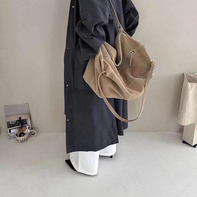 Women's Bags Women's Bags Small niche design cowhide oversized strap tote single shoulder wandering new unisex style practical large bag