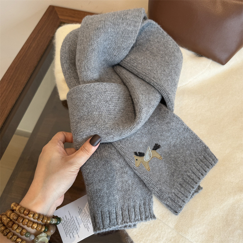 K188 "The Fantasy World of Embroidery" 2024 New Three-Dimensional 100% Merino Wool Scarf Embroidered Neck Scarf