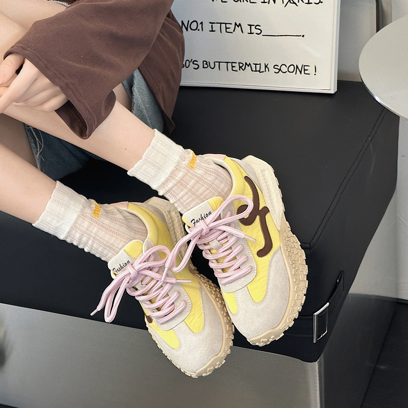 Leisure Trendy De Xun 2025 Spring and Autumn New Thick soled Super Hot White Versatile Women's Shoes