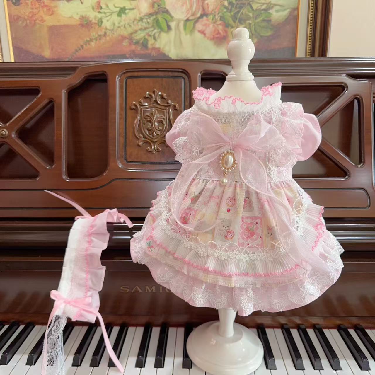 Pet cats, dogs, rabbits, clothes, princess dresses, seasonal sweet fairy dresses