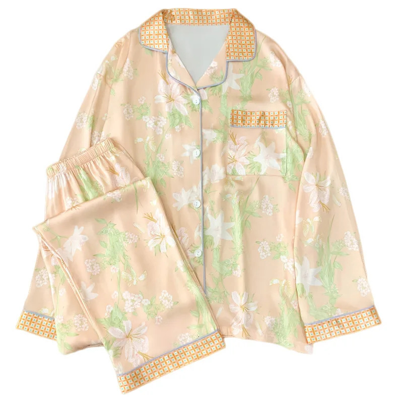 Spring and Autumn Womens Ice Silk Pajamas Homewear Set Womens Long Sleeve Rustic Style Floral Printed Pajamas Homewear 250320
