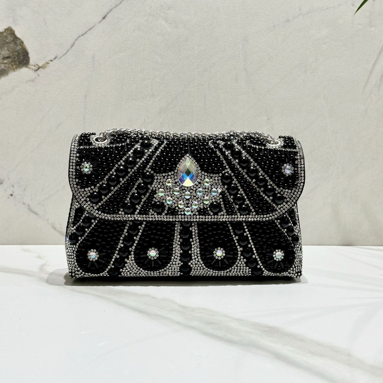 2025 Elegant French Inspired Pearl-Embellished Chain Evening Clutch Versatile Mini Handbag For Women Clutches Casual R250321