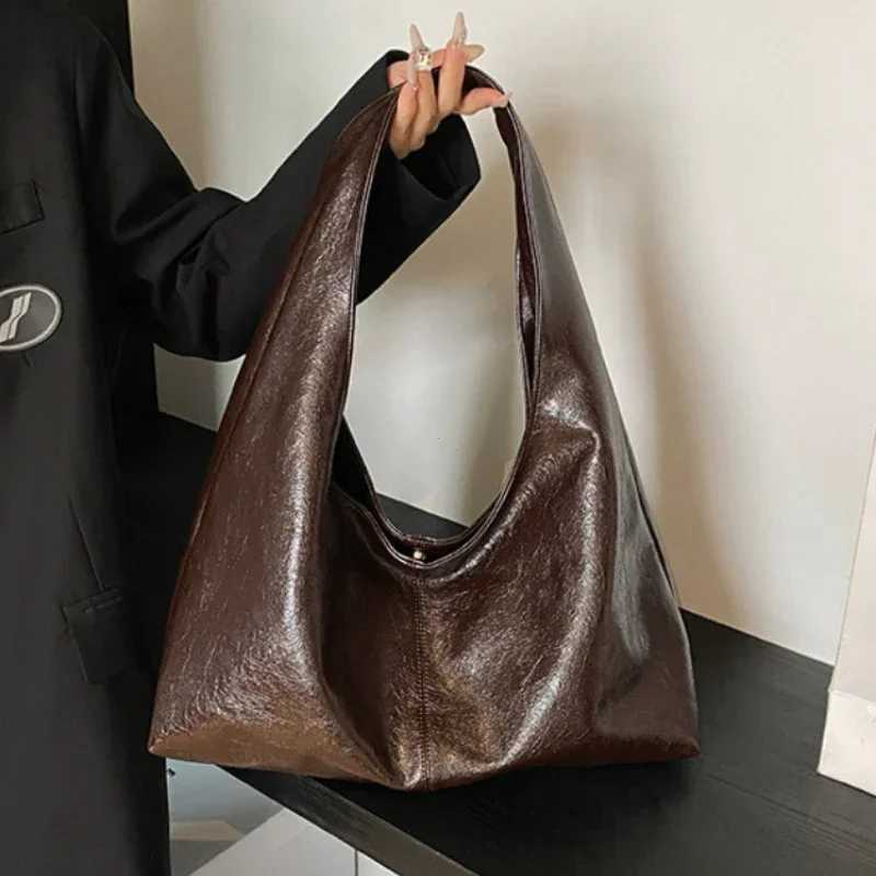Large Capacity PU Leather Hobo Underarm Bags Autumn Winter Shoulder Bag for Women 2025 New Trend Y2K Handbags and Purses Tote Y250320