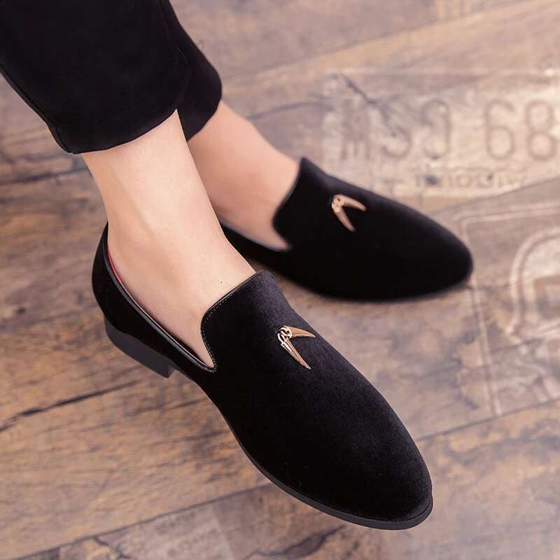 QUAOAR 2021 New Casual Leather Brand Moccasin Oxfords Driving Loafers Moccasins Dress Shoes For Men