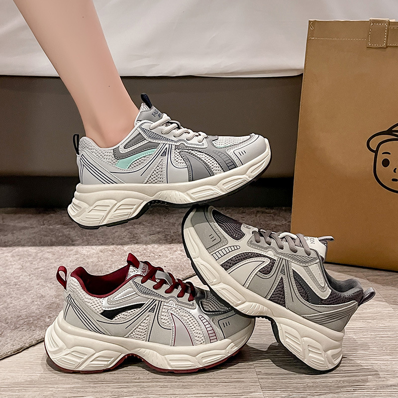 2025 new thick soled women's shock-absorbing casual shoes, lightweight soft sole, color blocked, breathable designer, fashionable sports running 