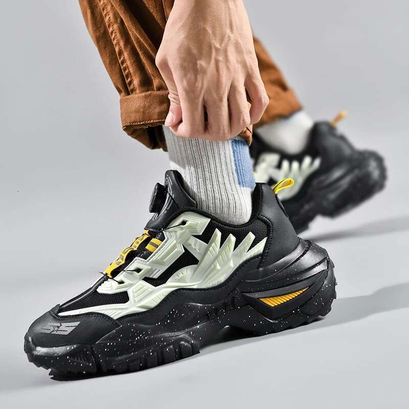 2025 Sneakers Male casual Men tennis shoes Trainer Race Breathable fashion loafers running Shoes