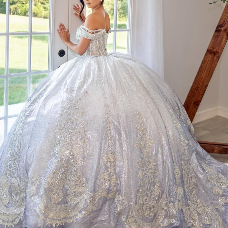 Luxury Silvery Shiny Sweetheart Quinceanera Dresses Off The Shoulder Applique Lace Beads Tulle Vestidos De 15 Anos Sweet 16 Dress