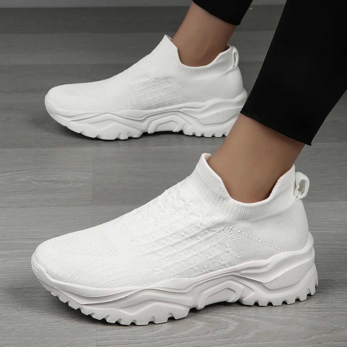 Warm casual sports shoes light sports shoes warm white outdoor breathable mesh black running shoes sports jogging tennis shoes Y250320