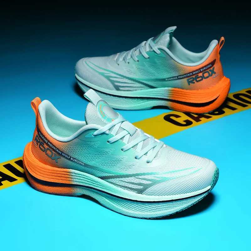Running shoes mens lightweight outdoor sports flat casual mesh breathable fashion sports shoes large-sized lace mens tennis shoes Y250320