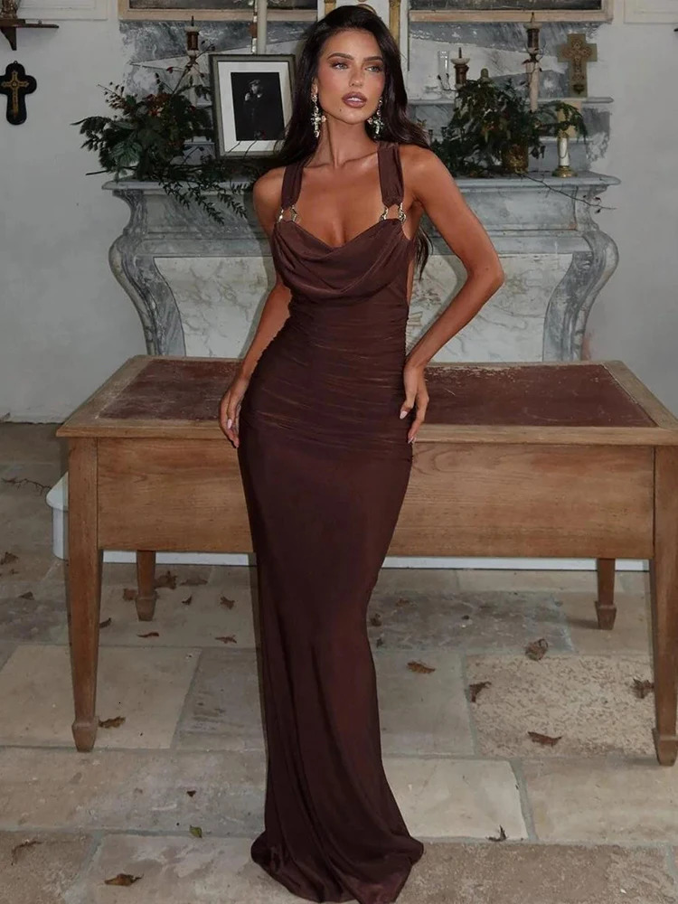 Weird cat pleated elegant dress womens metal buckle swinging collar backless robe midnight dance party trend long body 250320