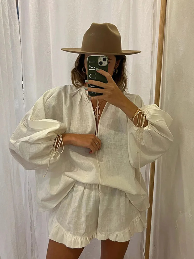 White Loose V Neck Puff Lace Long Sleeve Shirt Suits Women Casual Lace Up Pledted Solid Short Pants Sets Beach Vocation Outfits 250320