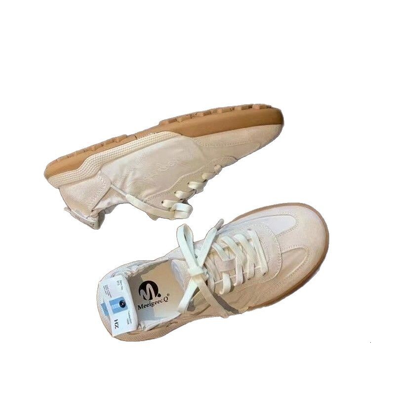 2025 New Women's Ballet Training Casual Embroidery Multi functional Lightweight Breathable Designer Fashion Sports White Women's Shoes