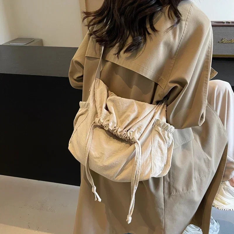 Nylon rope commuting handbag large capacity sewing selling womens solid shoulder bag in Bolsa Feminina 250320