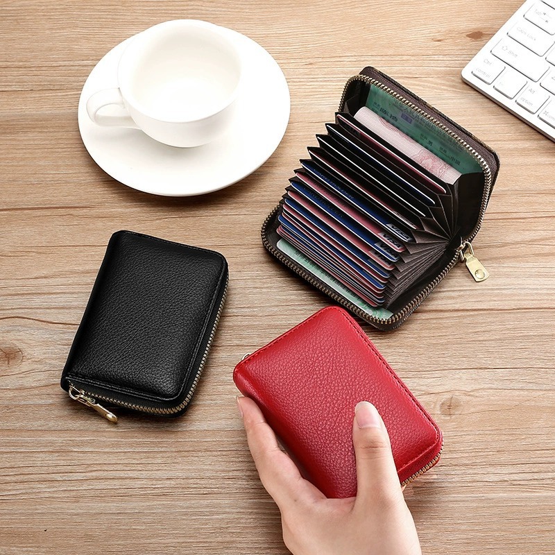 2025S Trend Designer Anti Demagnetization Bag Men S And Women S Zipper Multiple Slots Bank ID Large Capacity Driver S License Compact Card Holder Wall