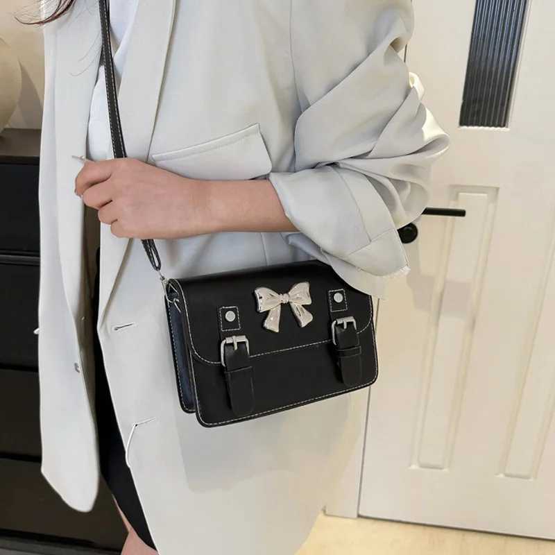 Fashion Square small cross shaped bag butterfly knot decoration flip shoulder bag used for summer travel days Y250319