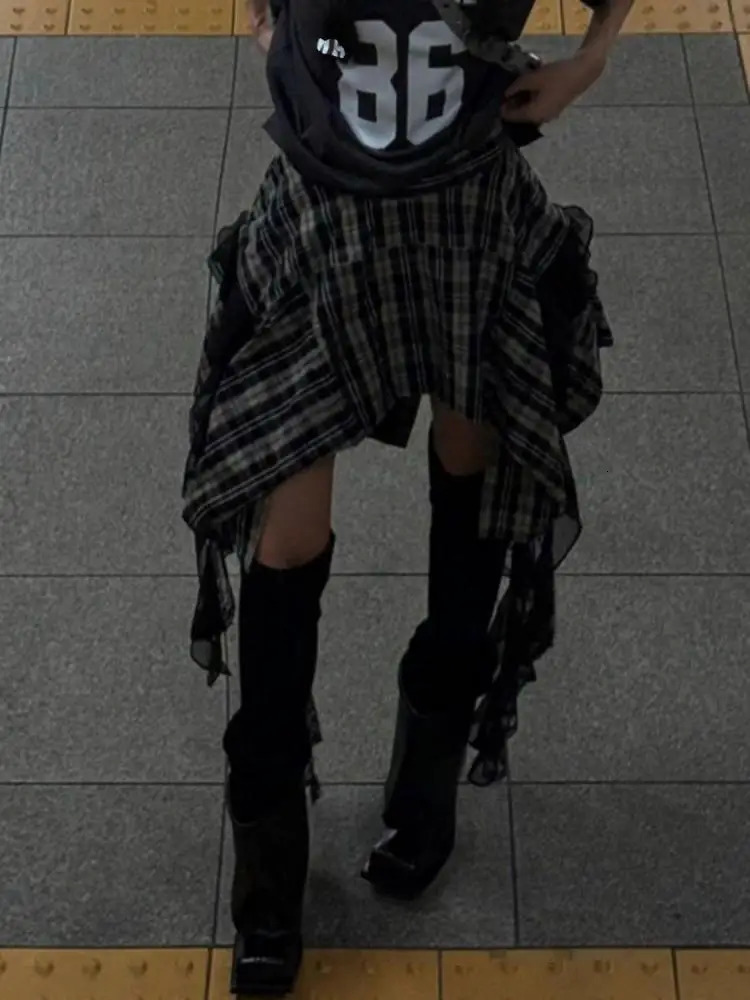 Tawaaiw Streetwear Plaid Skirt Women Korean Fashion Irregular Gothic Clothing A-line High Waist Skirts For Woman Y2k Bottom 250320