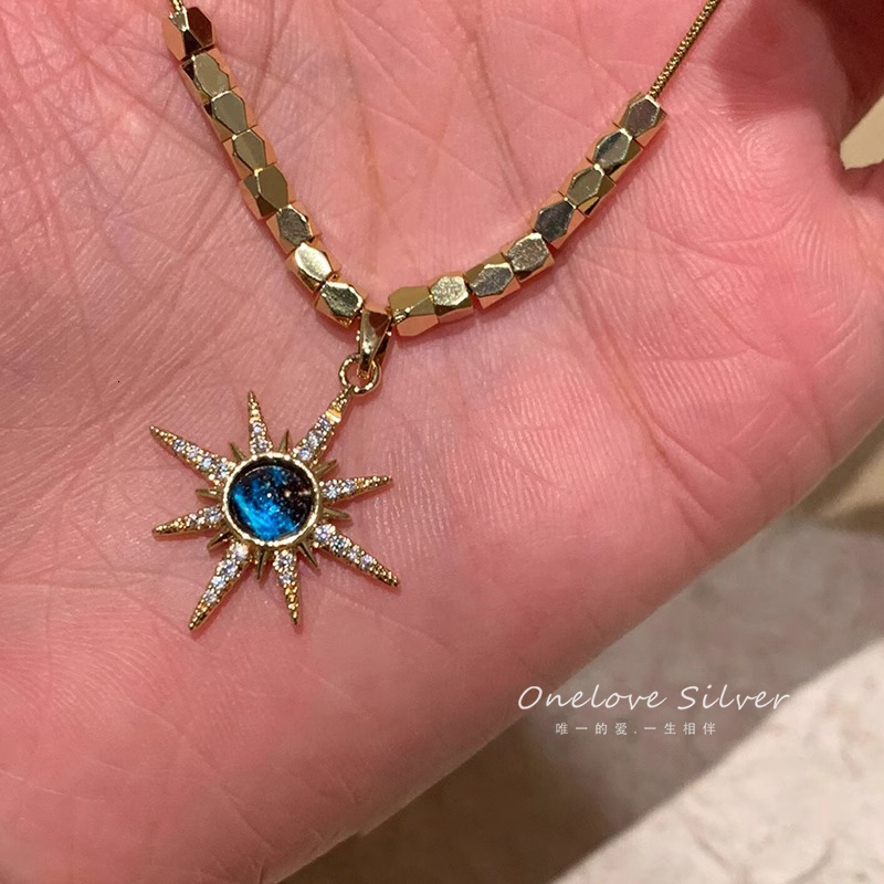 Blue Imitation Zircon Octagonal Star Necklace For Women, 2025 New Autumn And Winter Sweater Chain, High-End, Light , Niche Pendant