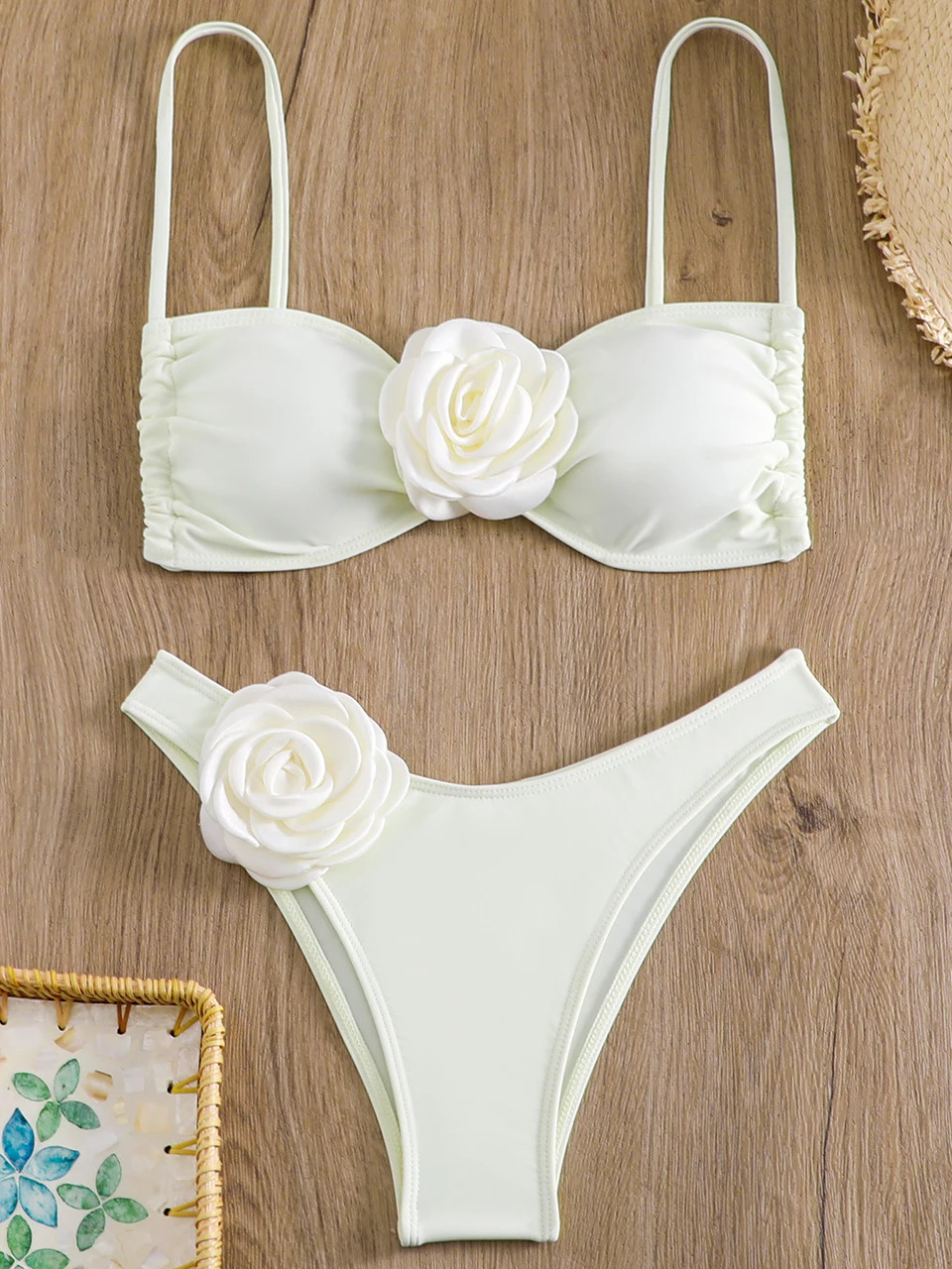 Bandeau bikini front 3D floral decoration swimsuit womens high waisted solid swimsuit elegant beachwear summer swimsuit 250314