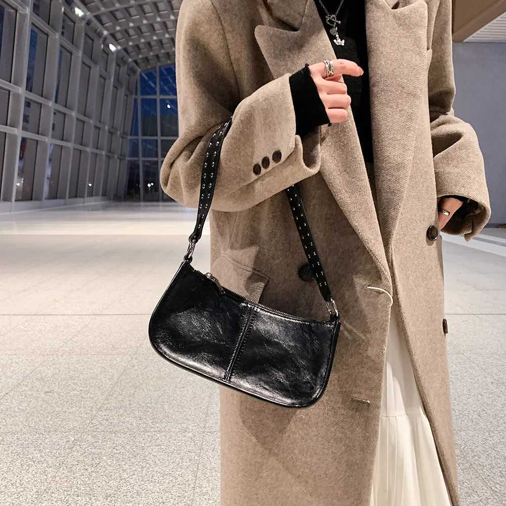 Retro PU leather womens bag shoulder bag zipper bottom bag with adjustable shoulder strap Y2k homeless cross body sling fashion wallet Y250320