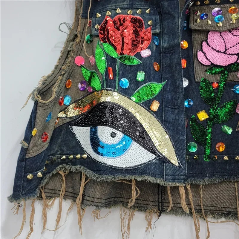 Spring Summer Woman Floral Embroidery Sequined Denim Vest Raw Edge Distressed Washed Jeans Waistcoat Diamonds Cowboy Tank Tops 250320