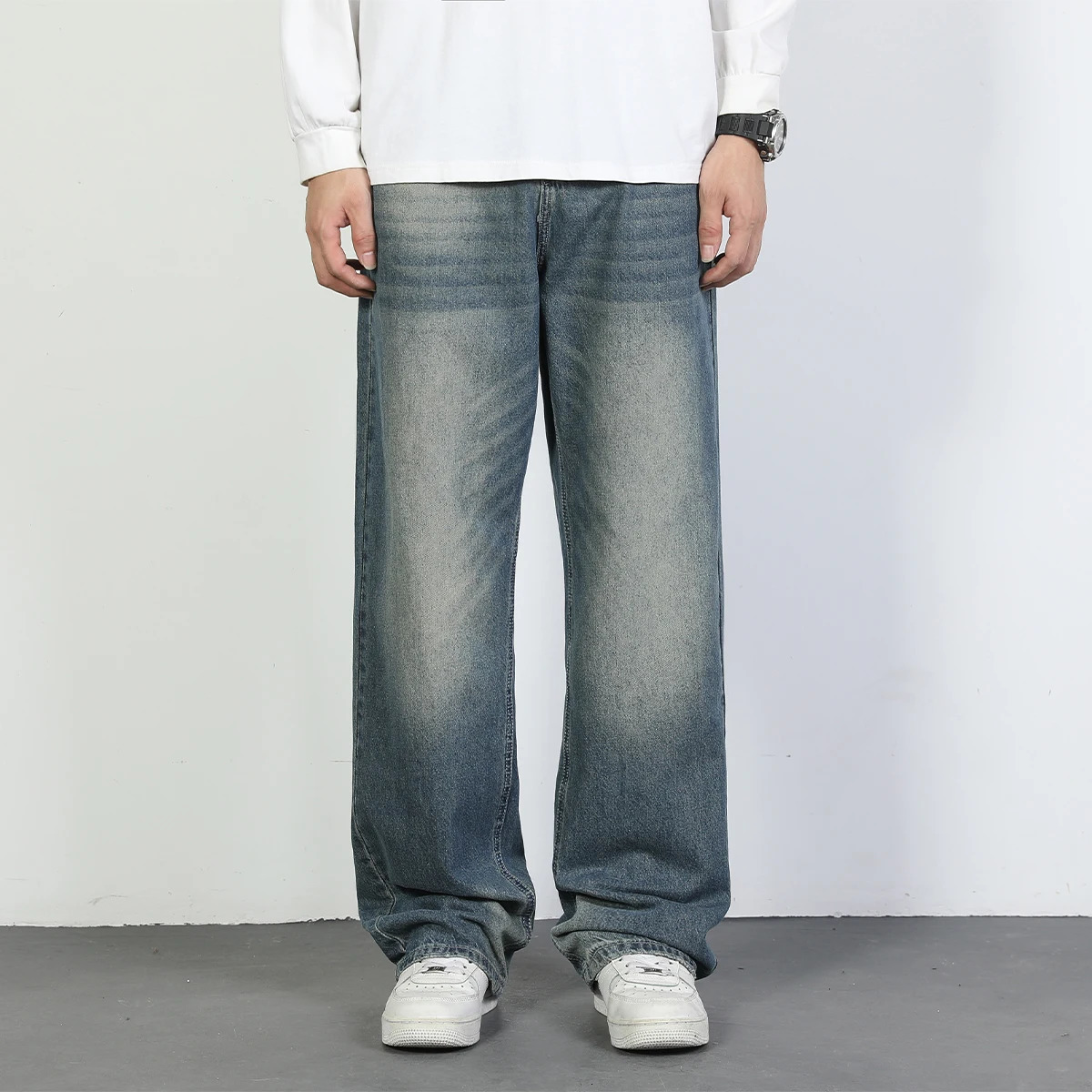 Mens Loose Straight Leg Jeans Vintage Denim Pants With Whiskering Hand Brushed Fade Streetwear Style Multiple Sizes 250320