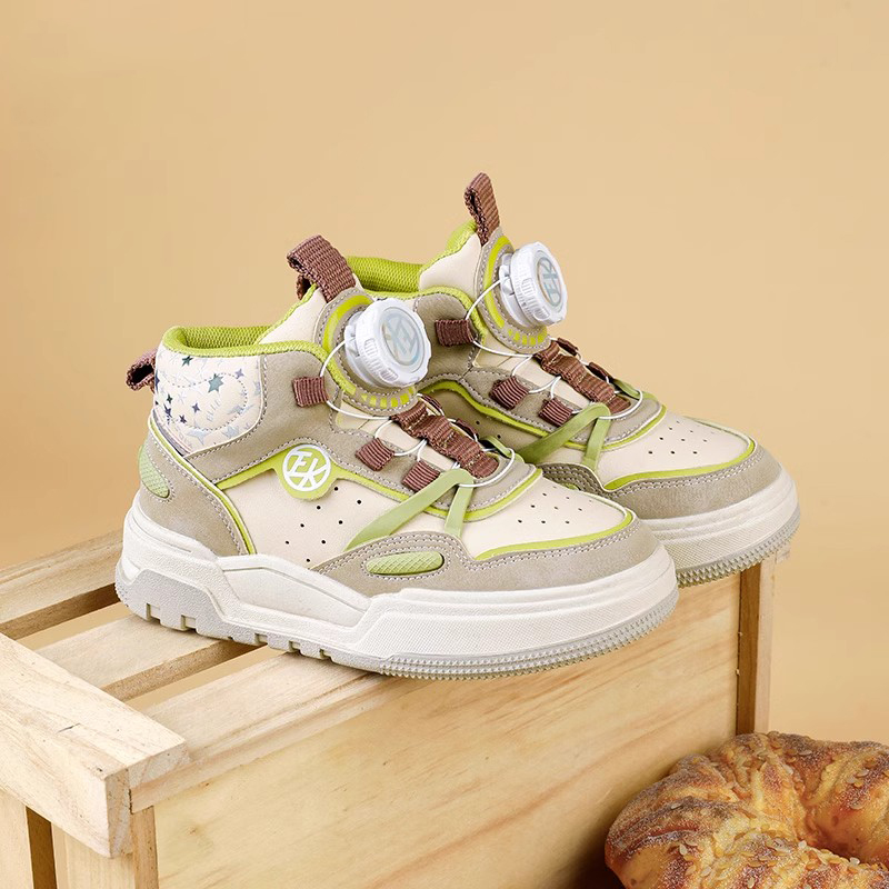 Ariaca High Top Boys Board Shoes Soft Sole Knob Adjustable Kids Shoes Spring New