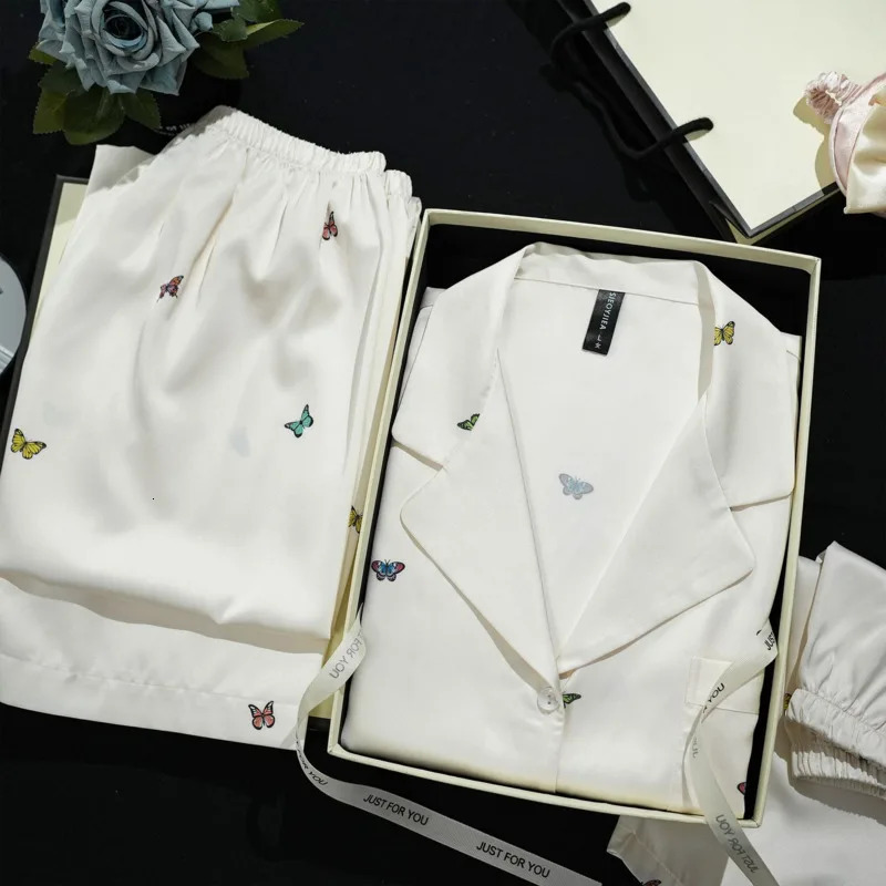 Fashionable and three piece ice silk sleepwear womens short sleeved set printed with small butterfly summer thin sleepwear set 250321